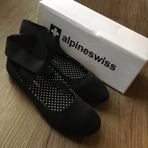 New Strappy Ballet Flats (see photos for detail)